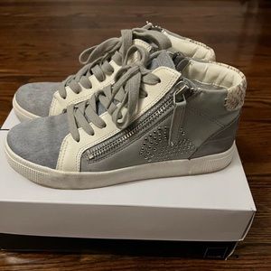 Dolce Vita Sneakers Size 7.5